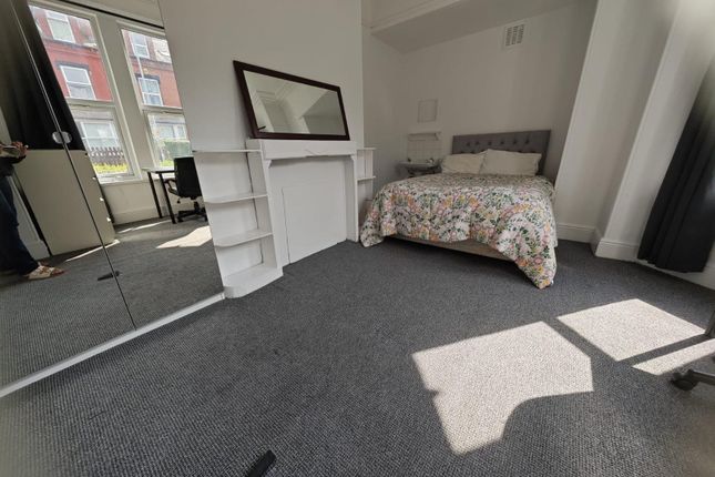 Bright And Inviting Double Bedroom Featuring A Coz...