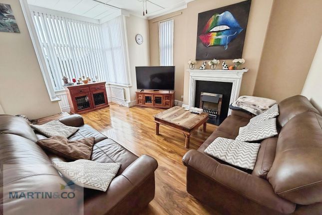 31, Lime Tree Avenue, Gainsborough photo 2