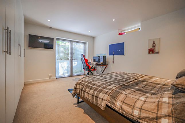 Detached house for sale in Pouchen End Lane, Hemel Hempstead