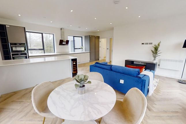Flat for sale in Carmona Court, Cavendish Road
