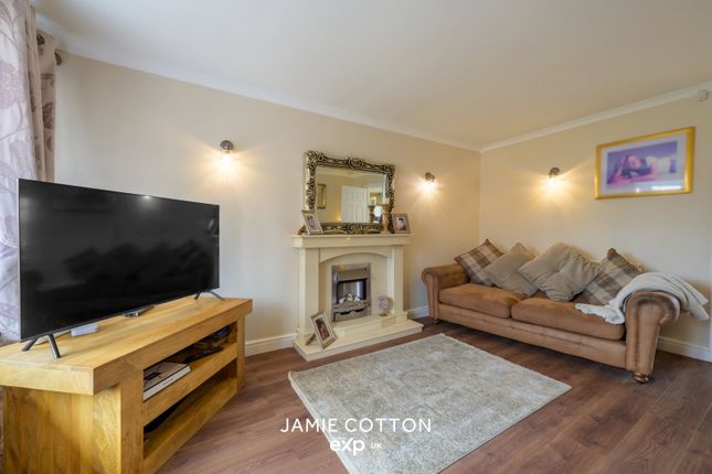 10, Farmer Way, Tipton photo 4