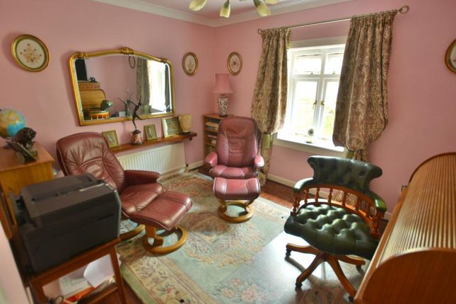 6, Quarry Close, Colehill photo 4