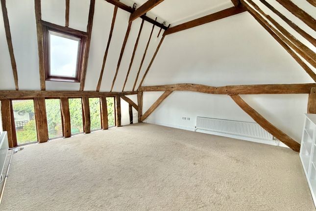 2 Westbury Barn, Old Court Hall, Godmanchester photo 3