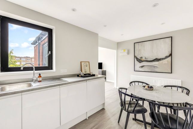 83D,, Goldhurst Terrace, London photo 4