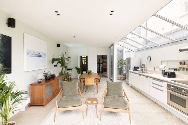 24, Wallingford Avenue, London photo 4