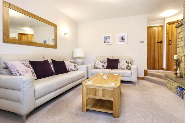 43, Cotswold Meadow, Witney photo 4