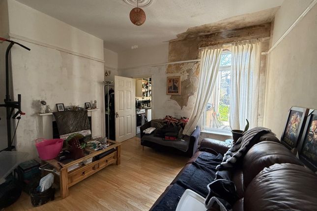 126 Castle Street, Grimsby photo 2