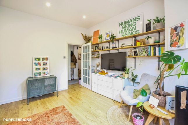 39b, Christchurch Avenue, London photo 4