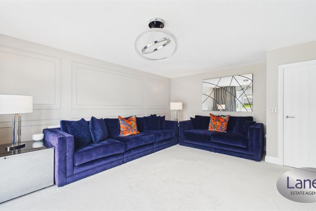 34, Barleymead Way, Ware photo 2