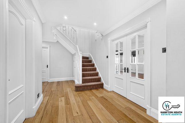 Mulberry House , Trumpsgreen Road, Virginia Water photo 5