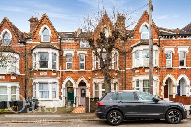 Thumbnail Flat for sale in Chalfont Road, London