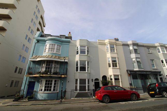 Thumbnail Flat to rent in Western Street, Brighton
