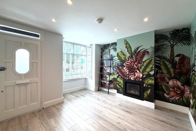 60, Souldern Street, Hertfordshire photo 2