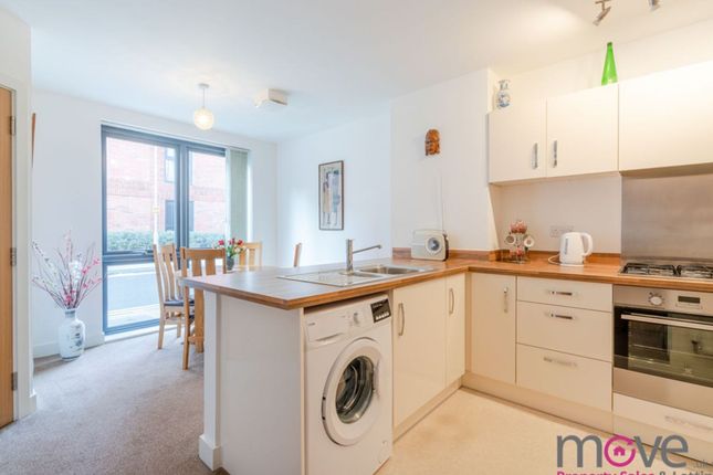 4 Friars Orchard, Gloucester photo 2