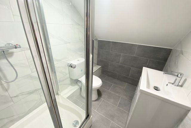 Flat 5, Leicester photo 4