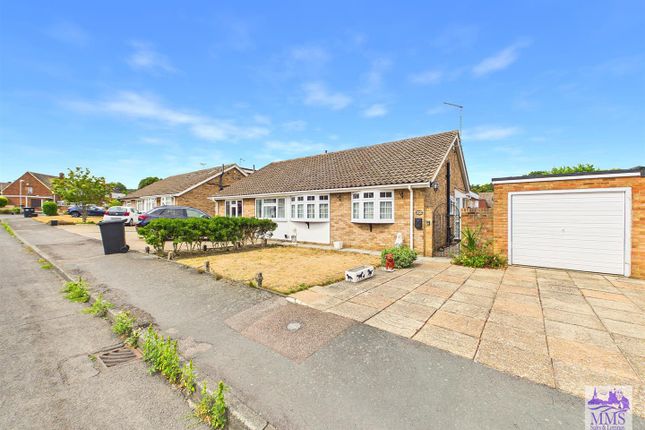 2-bed house on 23, Ash Crescent, Rochester, £400,000