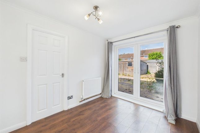 23, Regency Close, Nuneaton photo 3