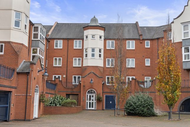 2-bed flat on 80, Symphony Court, Birmingham, £260,000