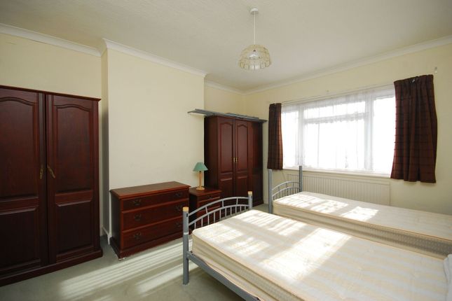 Walmington Fold, Finchley photo 4