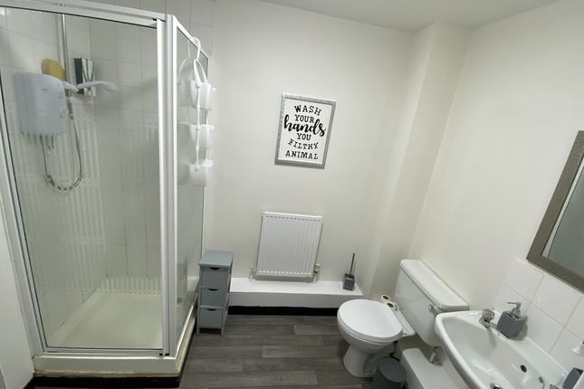 Room 1, 24 Denison Court, Nottingham photo 4
