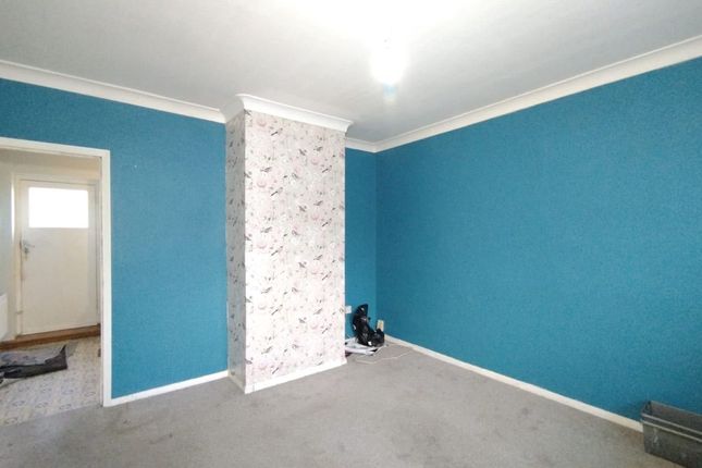Aycliffe Road, Borehamwood photo 2