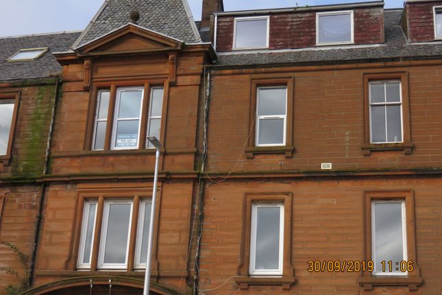 Thumbnail Flat to rent in Wemyss Buildings, High Street, Kirkcaldy