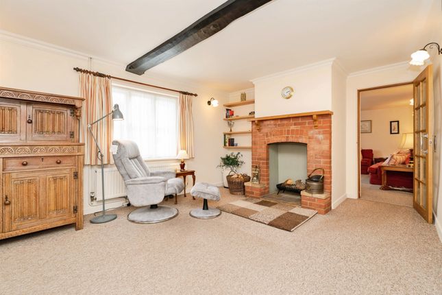 2, Fakenham Road, King's Lynn photo 2