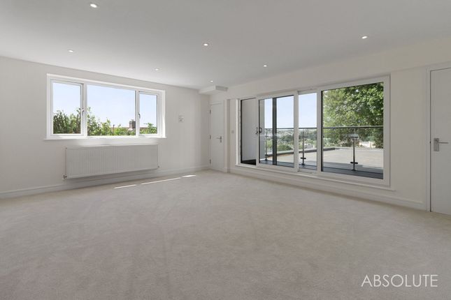 2 Bedroom Flat in TQ1 3GJ