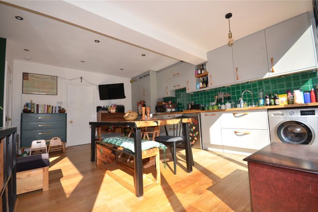 4, Natanbury, Salisbury photo 3