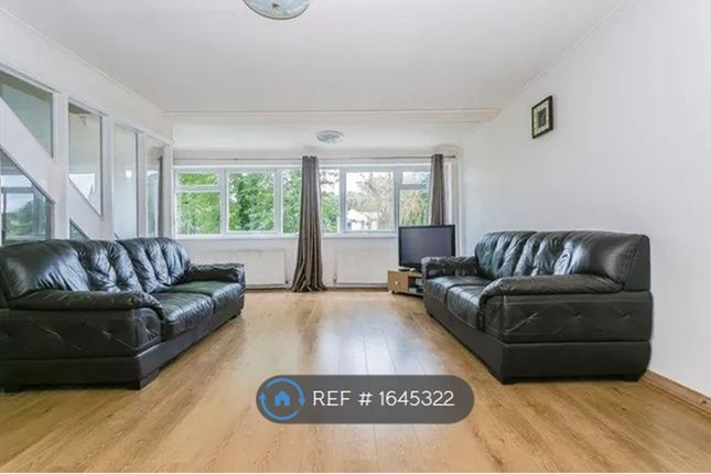 Thumbnail Terraced house to rent in Chichele Gardens, Croydon