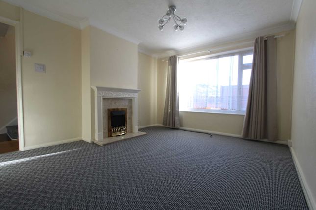 33, Cross Green, Basildon photo 4