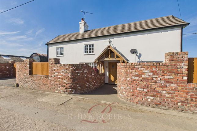Smithy Farm, Chester Road, Mold photo 2