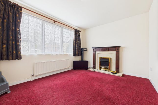 14, Love Lane, Rugeley photo 3