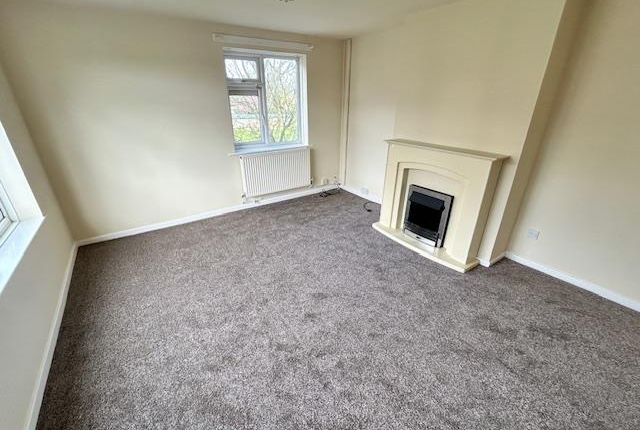 8, Hawthorn Grove, Doncaster photo 4