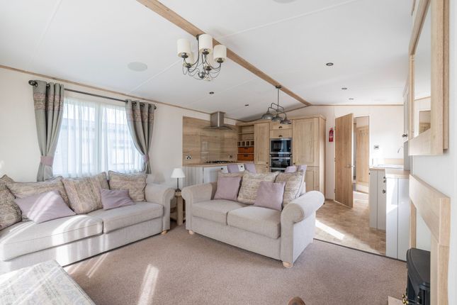 Plot 90, ABI Ambleside, Tingdene Caldecott Hall Country Park, Beccles Road, Great Yarmouth photo 5