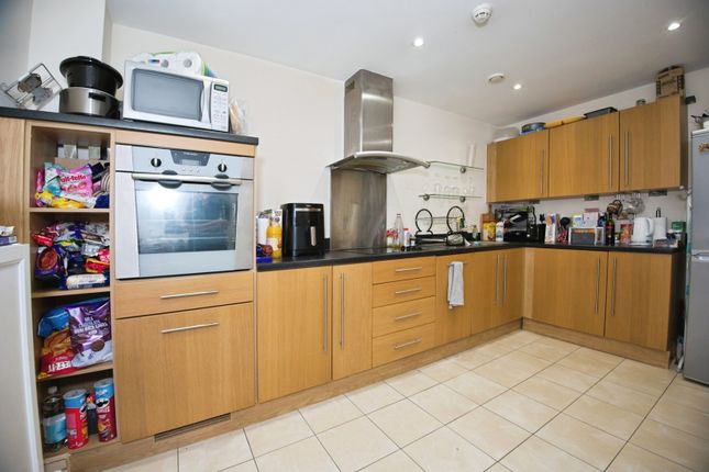 73, Penstone Court, Cardiff photo 2