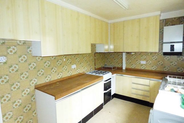 358, Stanningley Road, Leeds photo 5