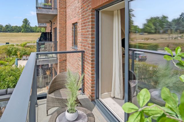 14 Gott Place, Newland Park, Gorelands Lane, Chalfont St. Giles photo 4