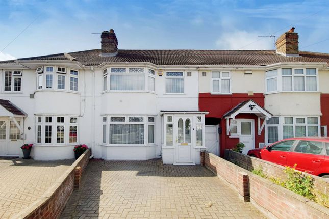 Thumbnail Terraced house for sale in Meadowbank Gardens, Cranford, Hounslow