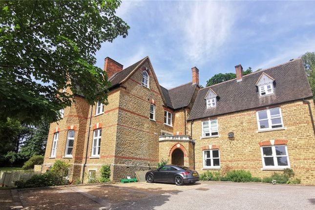 2 bed flat for sale in Bicton Croft, Deanery Road, Godalming GU7