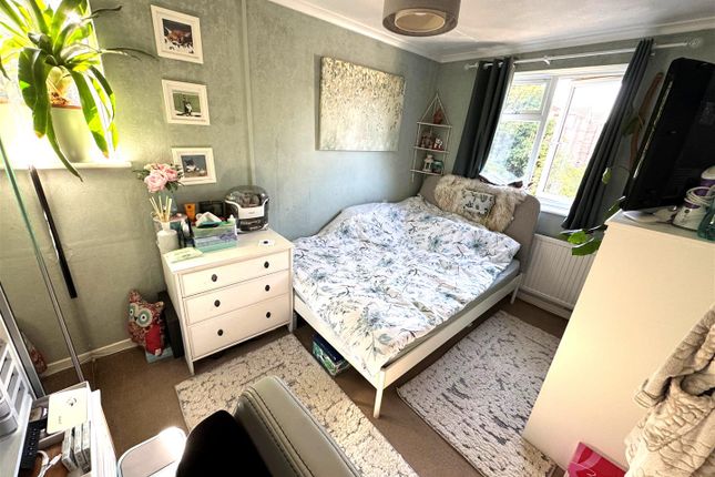 31, Dalwood Way, Coventry photo 4