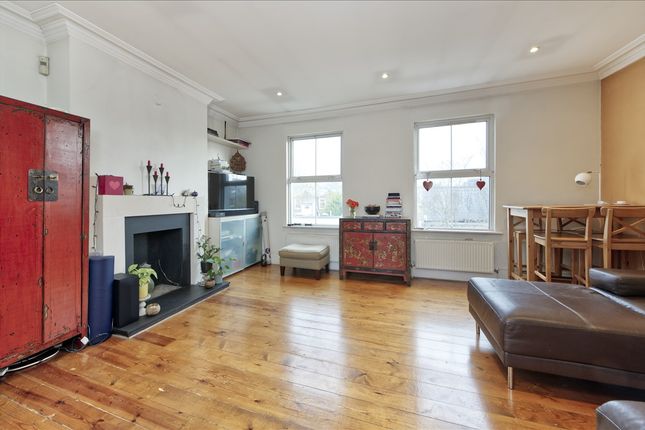 Thumbnail Flat for sale in Wendell Road, London