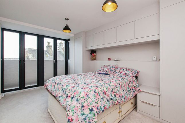 Flat for sale in Broad Street, Ely, Cambridgeshire