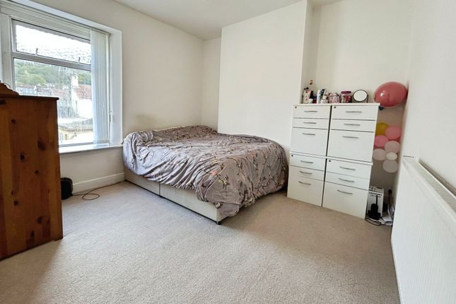 43 St. Mary Street, Port Talbot photo 4