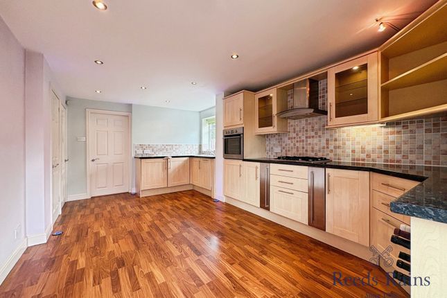 12, Softley Place, Tyne and Wear photo 4