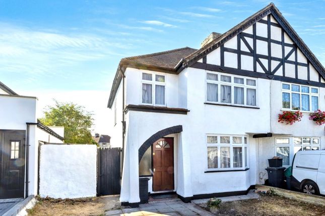 3-bed terraced on 6, Ruskin Walk, Bromley, £360,000