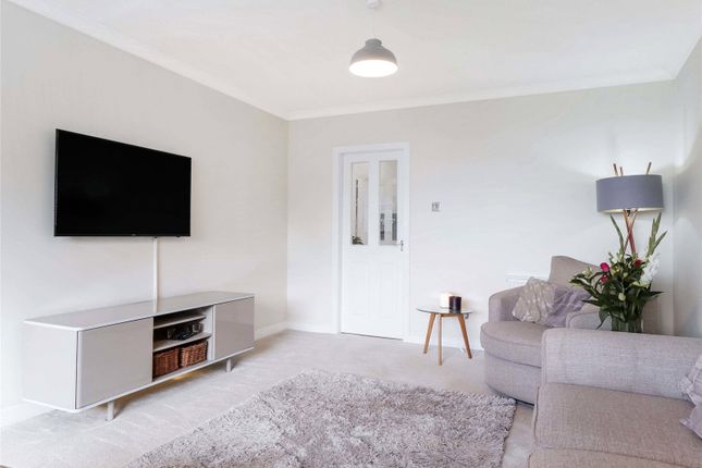 5, Rannoch Close, Kilmarnock photo 3
