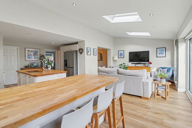 7 Cirrus Gardens, Southampton photo 2