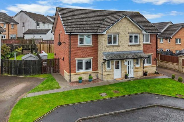 3-bed semi-detached on Clement Drive, Airdrie, £225,000