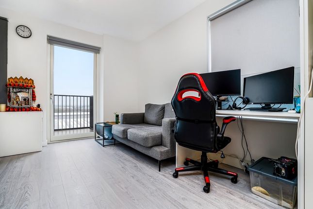 Studio for sale in Forastero House, Nestle Avenue, Hayes, London